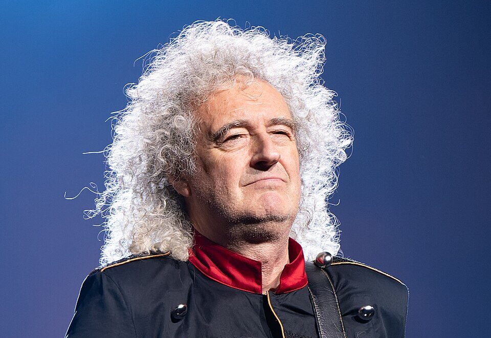 Brian_May_at_the_O2_2022_(cropped)